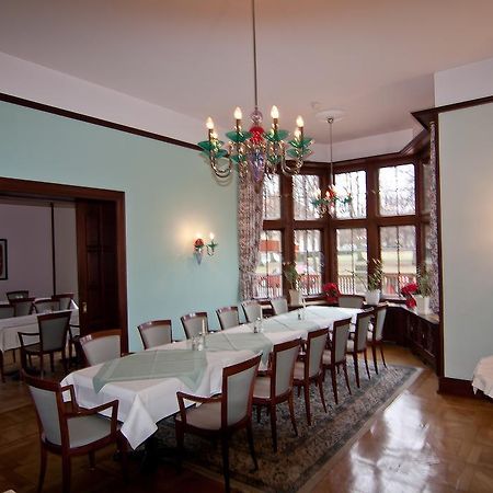 Parkhotel Unter Den Linden 할버슈타트 외부 사진