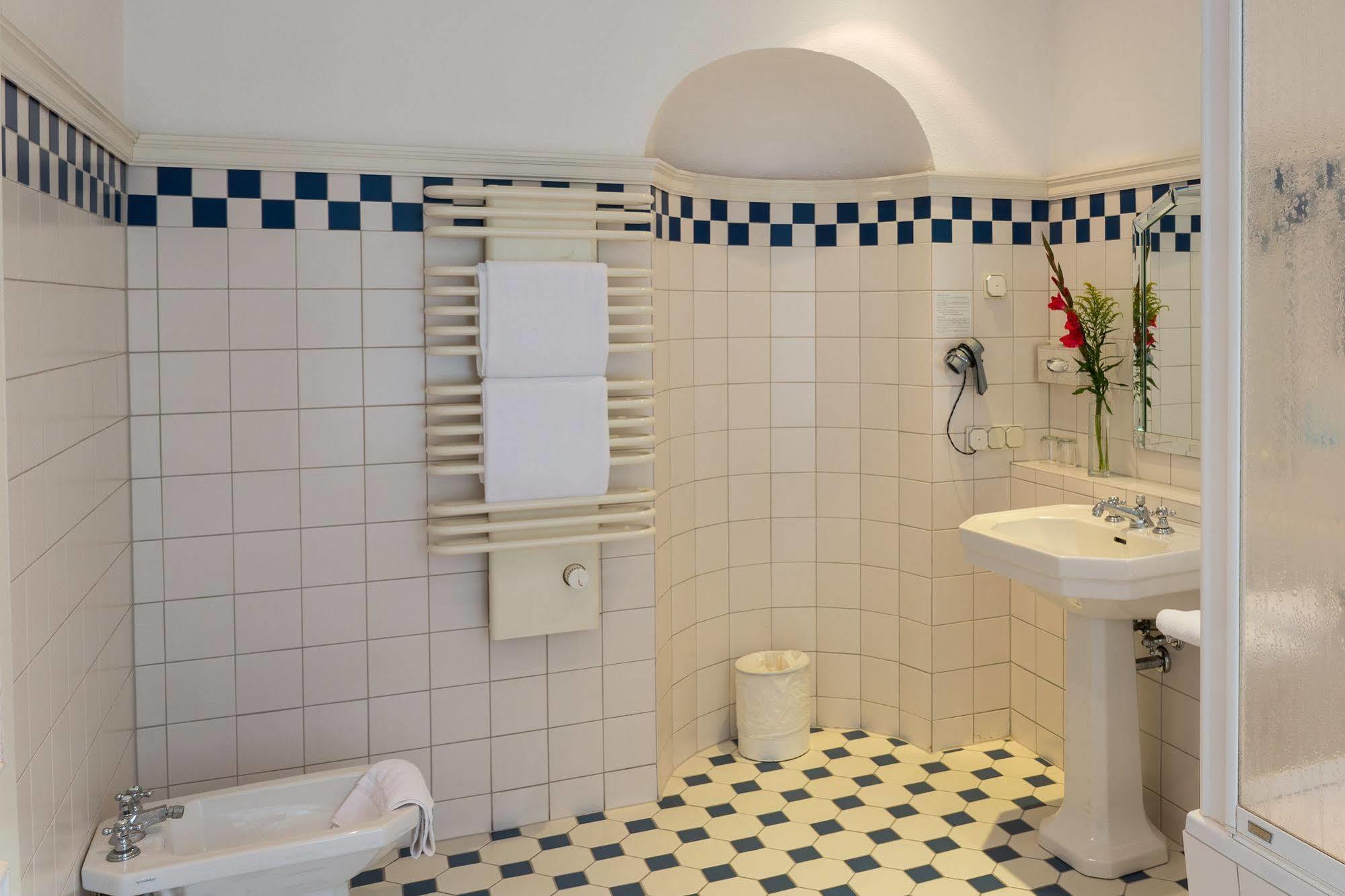 Parkhotel Unter Den Linden 할버슈타트 외부 사진