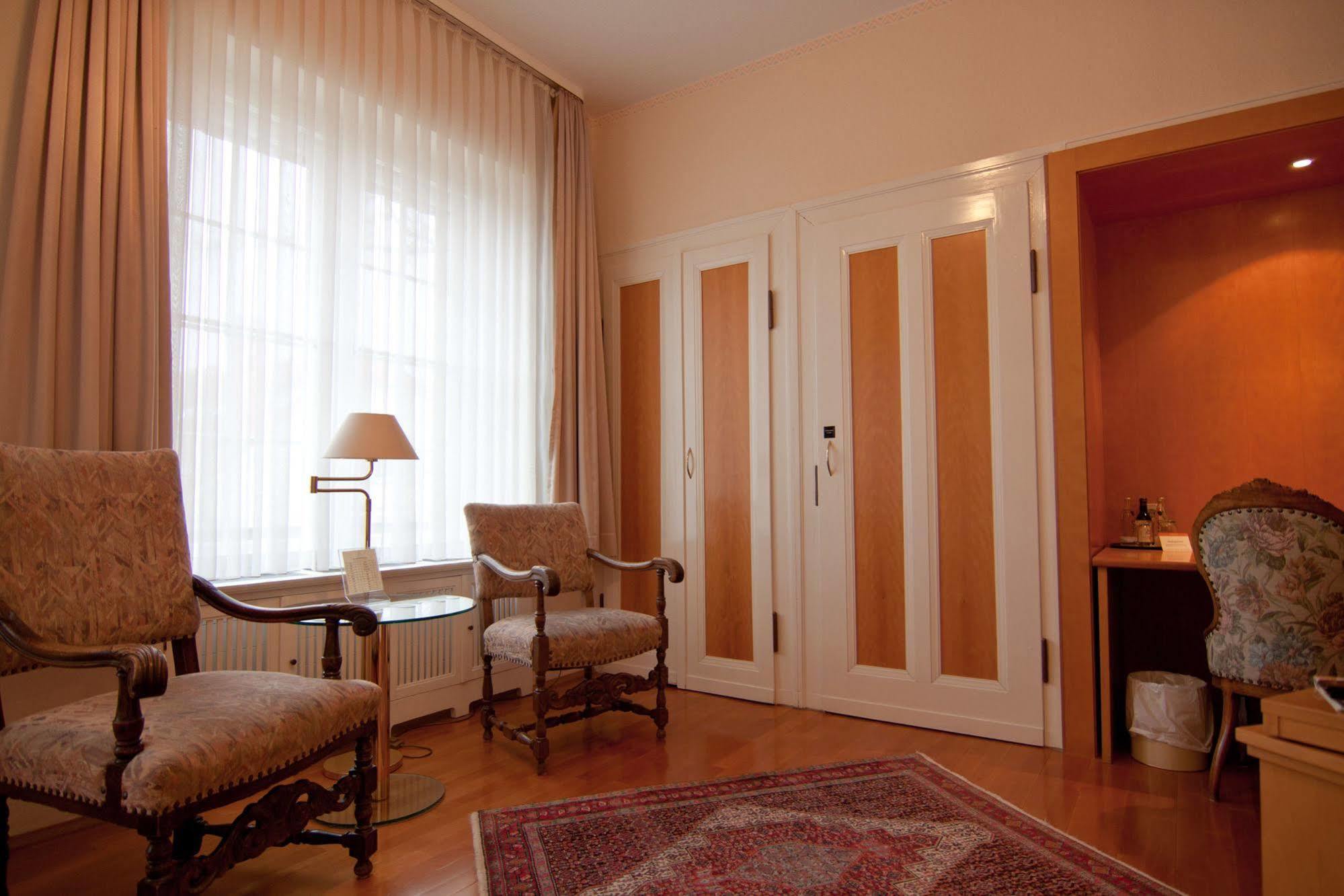 Parkhotel Unter Den Linden 할버슈타트 외부 사진