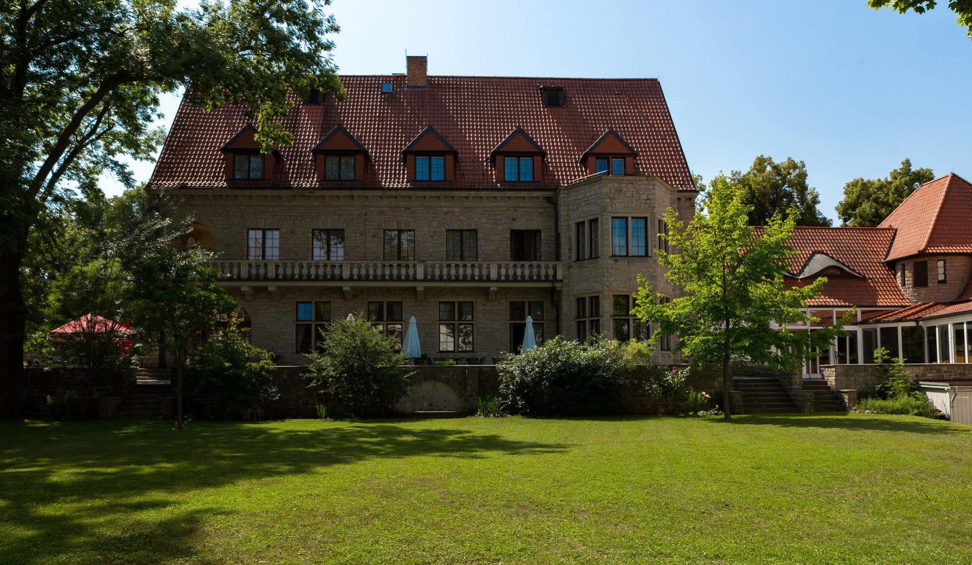 Parkhotel Unter Den Linden 할버슈타트 외부 사진