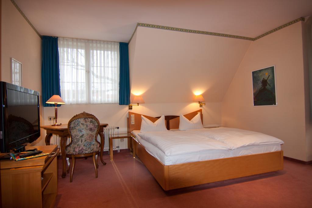 Parkhotel Unter Den Linden 할버슈타트 외부 사진